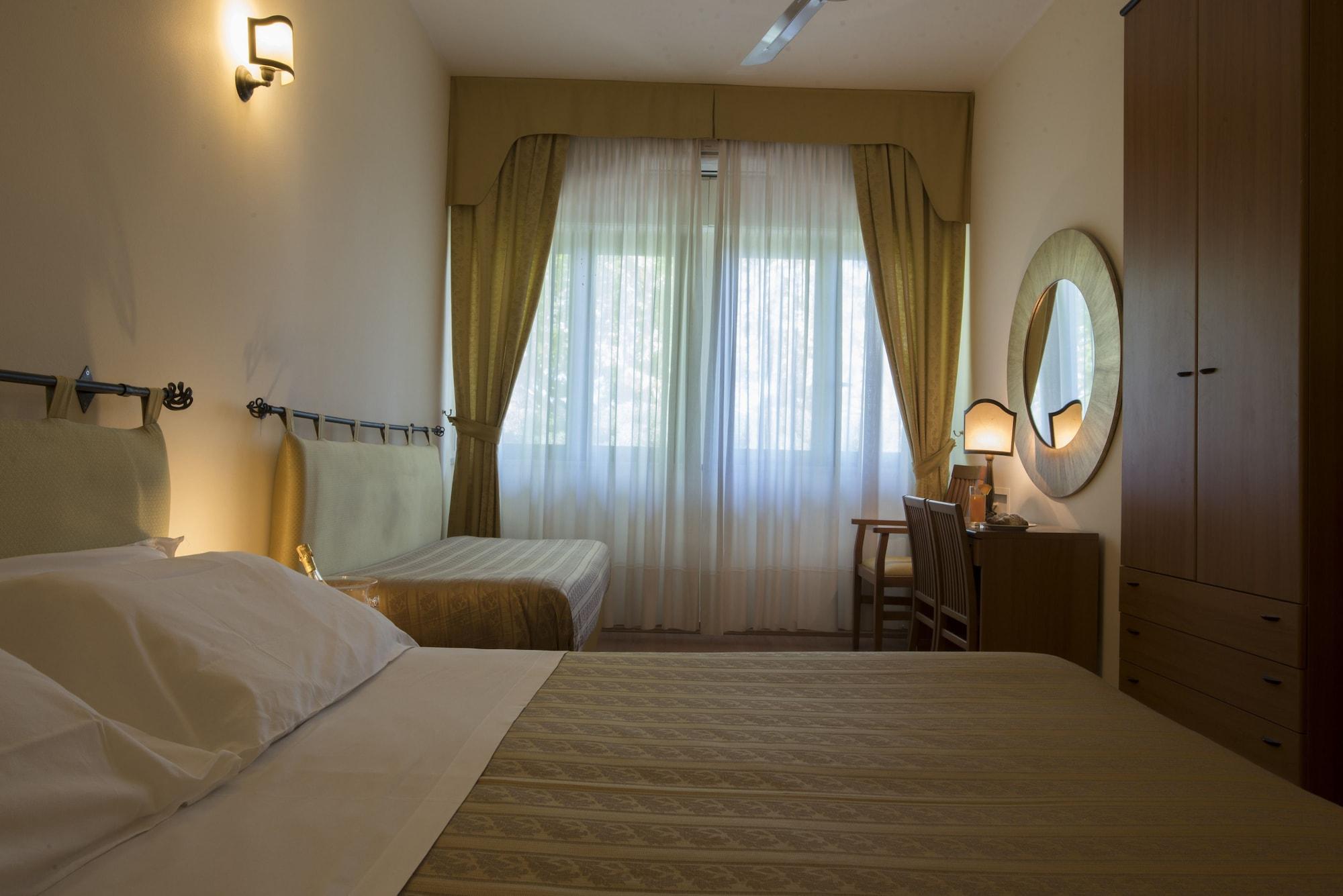 Villa Morgana Resort&Spa Torre di Faro Esterno foto